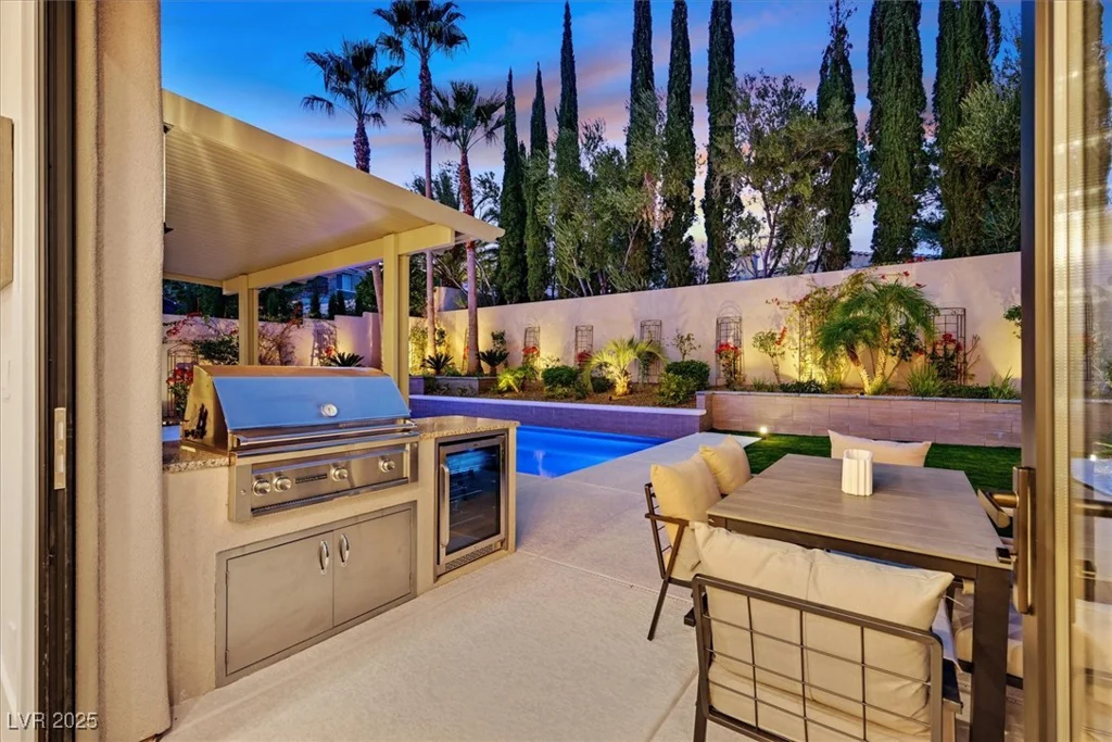 11540 Snow Creek, Las Vegas, NV 89135