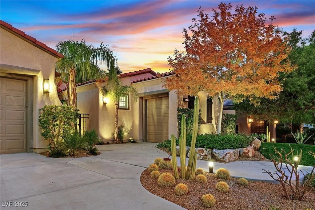 11540 Snow Creek, Las Vegas, NV 89135