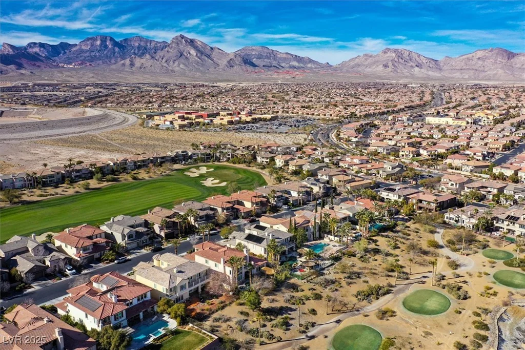 11540 Snow Creek, Las Vegas, NV 89135