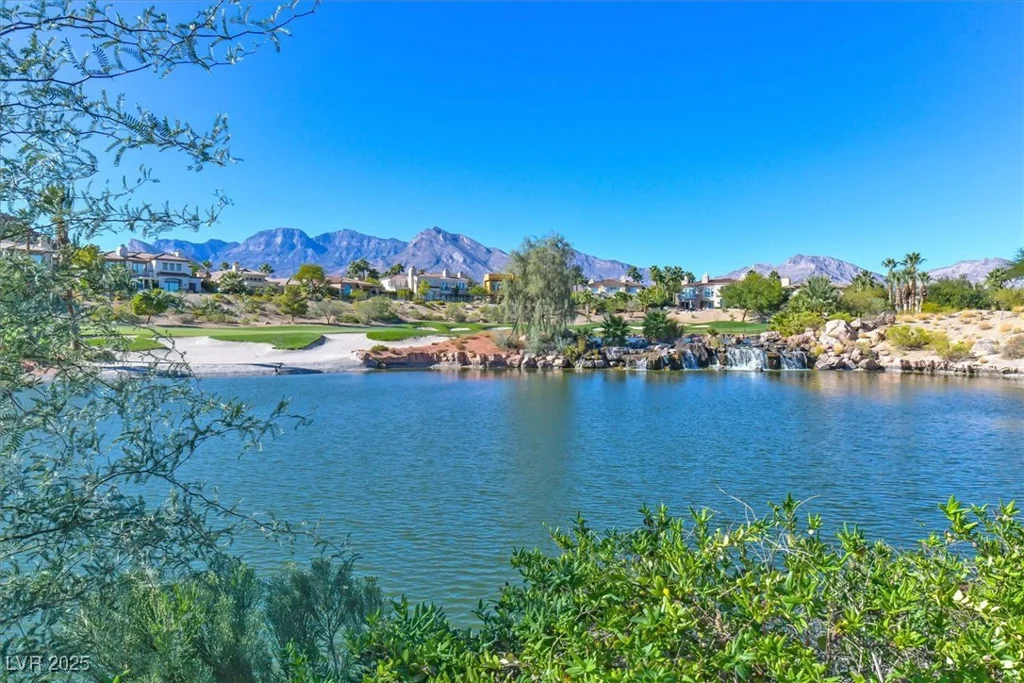 11540 Snow Creek, Las Vegas, NV 89135
