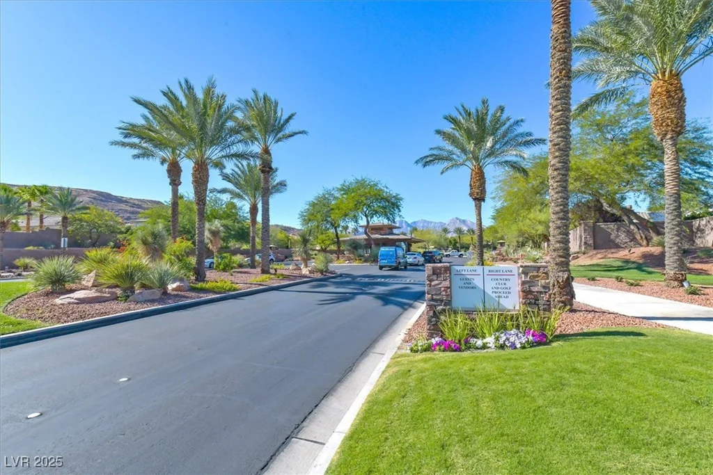 11540 Snow Creek, Las Vegas, NV 89135