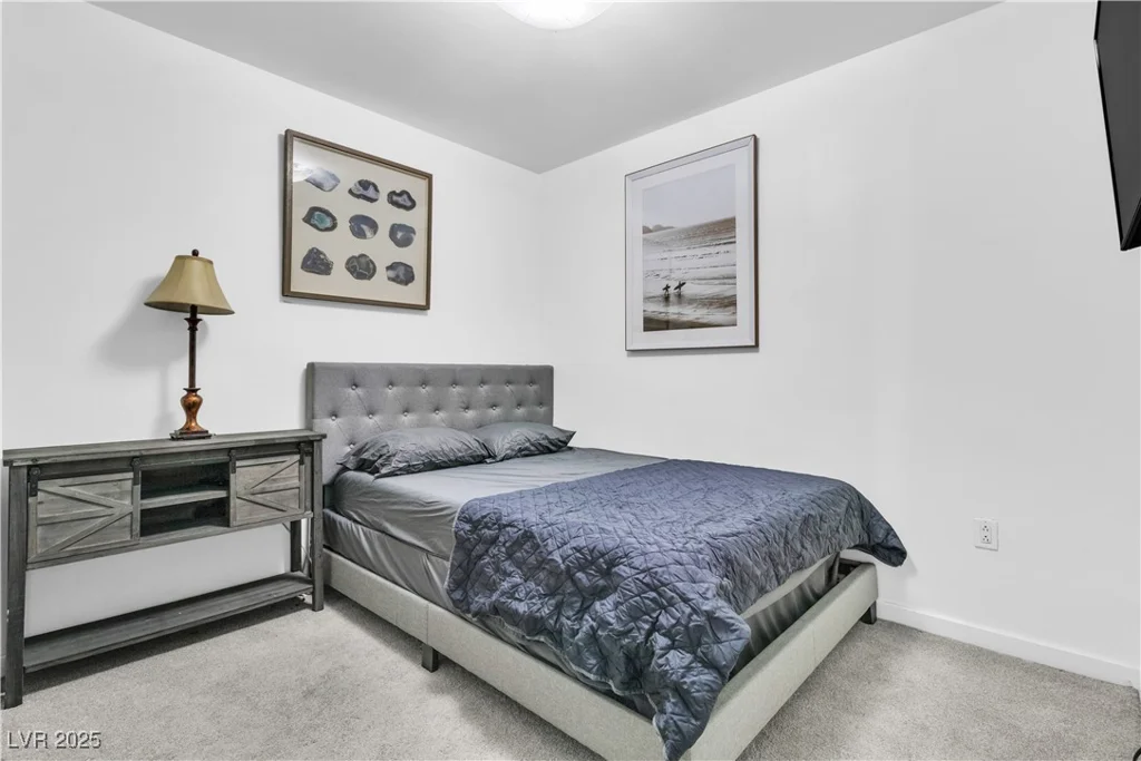 4471 Dean Martin, Las Vegas, NV 89103