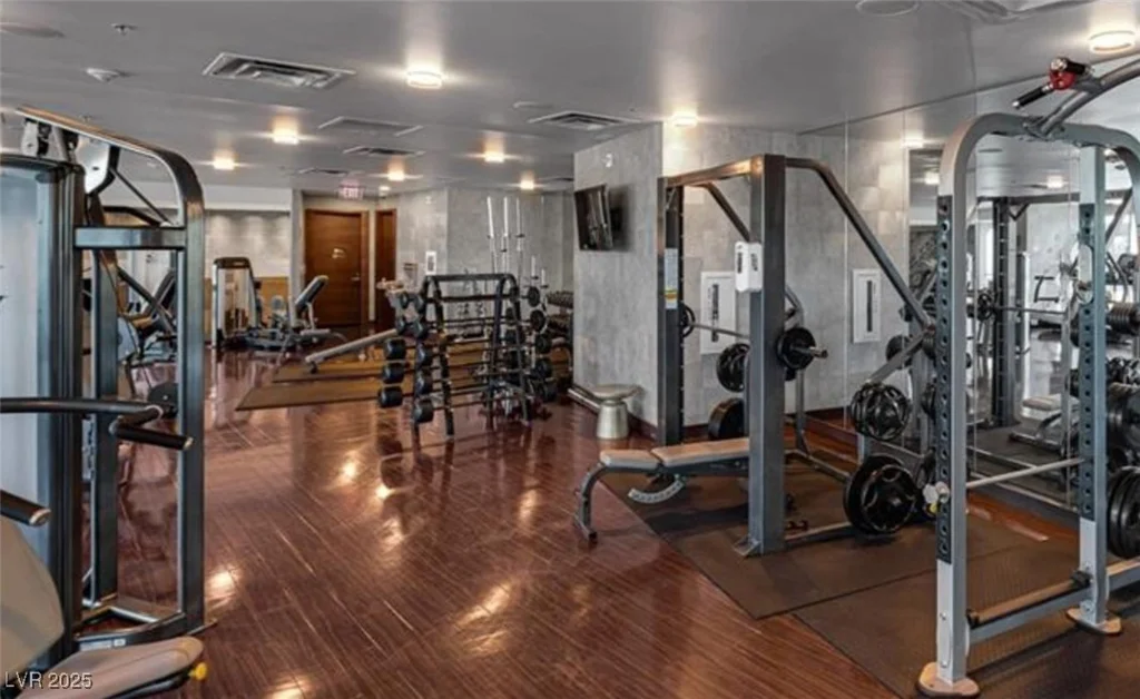 4471 Dean Martin, Las Vegas, NV 89103