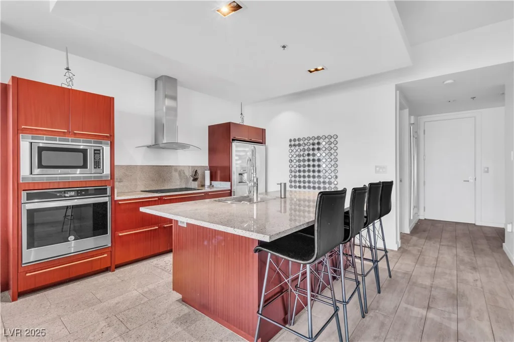 4471 Dean Martin, Las Vegas, NV 89103