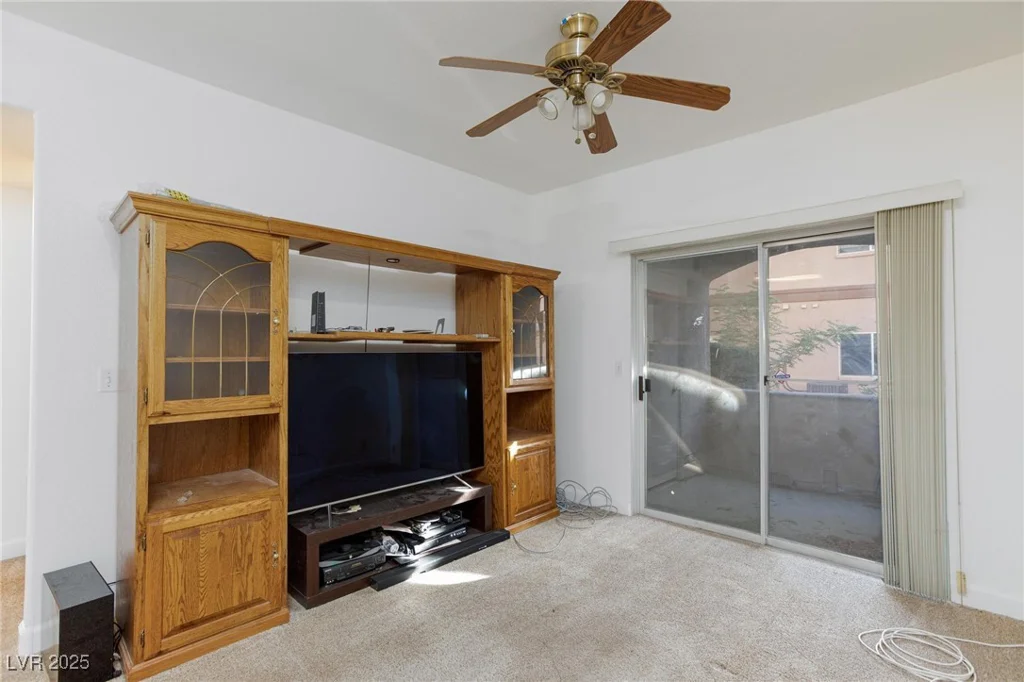 5751 Hacienda, Las Vegas, NV 89122