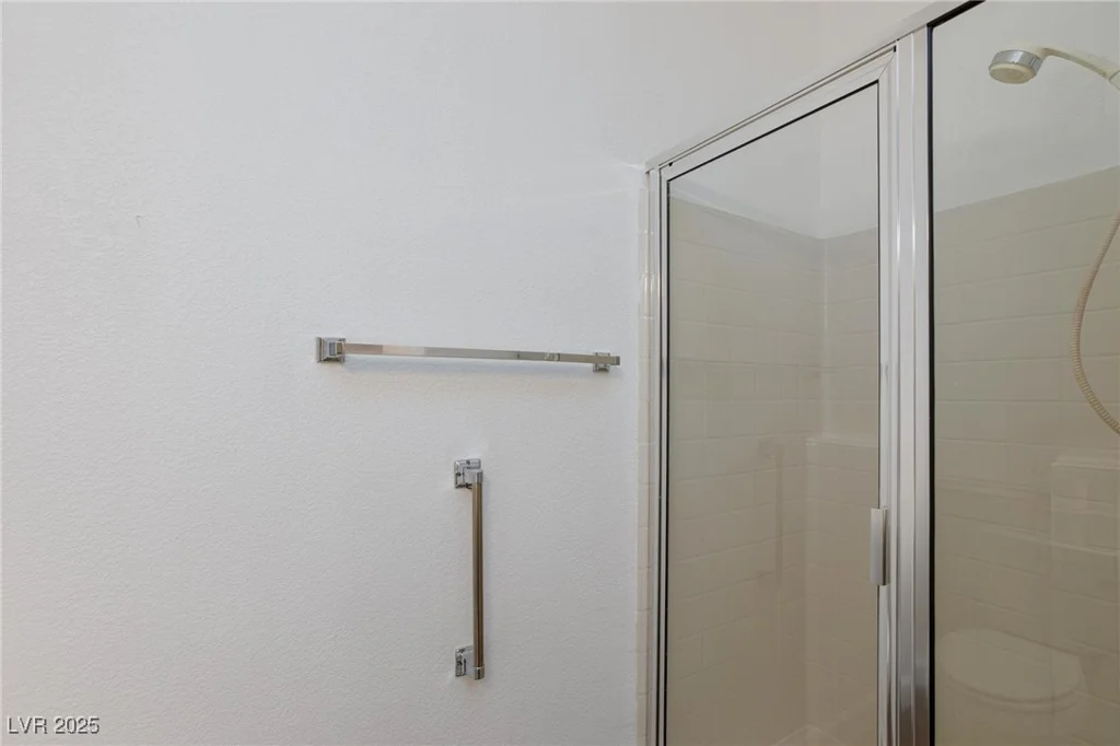 5751 Hacienda, Las Vegas, NV 89122