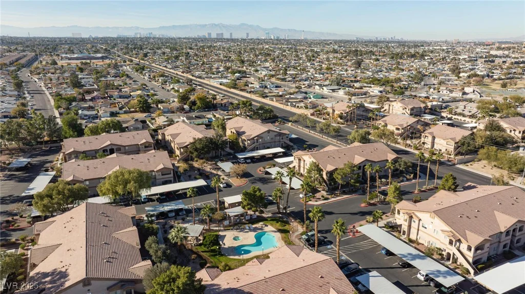 5751 Hacienda, Las Vegas, NV 89122