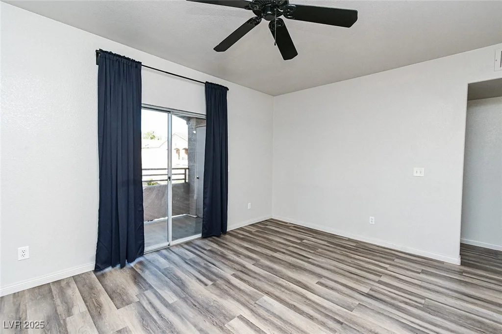 5751 Hacienda, Las Vegas, NV 89122