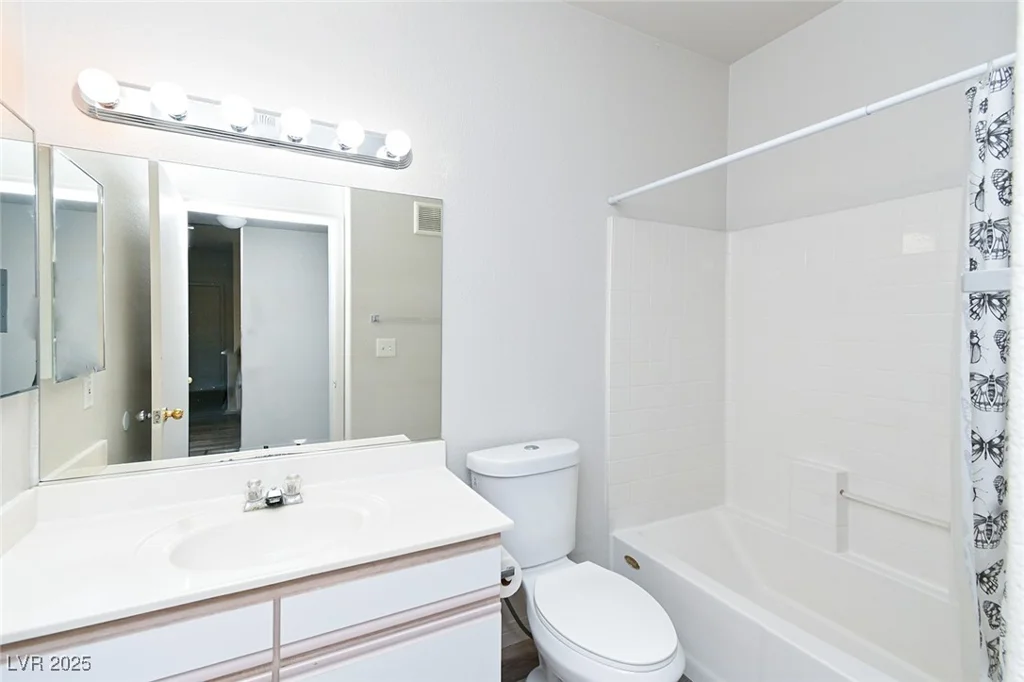 5751 Hacienda, Las Vegas, NV 89122