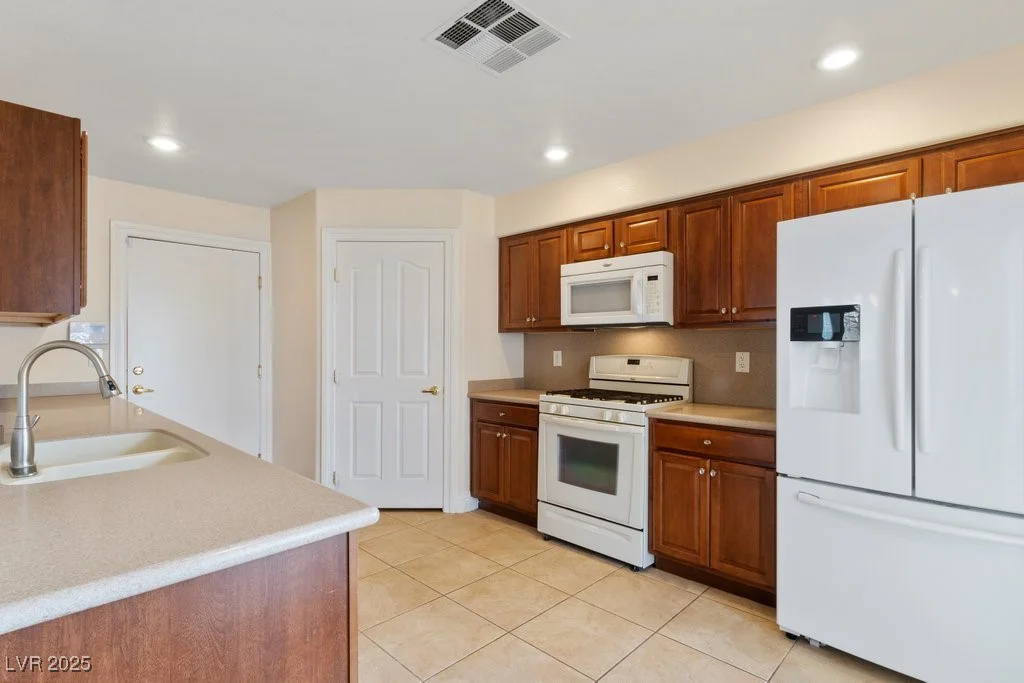5367 Blue Oat, Las Vegas, NV 89141