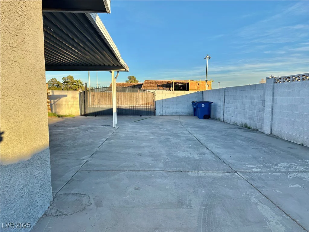 808 Mallard, Las Vegas, NV 89107