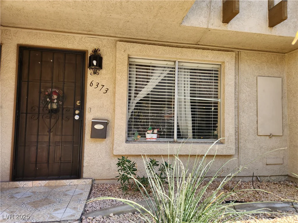 6373 Washington, Las Vegas, NV 89107