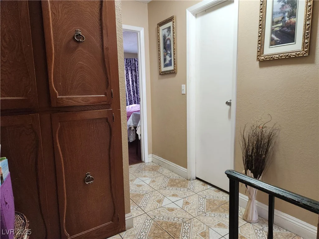 6373 Washington, Las Vegas, NV 89107