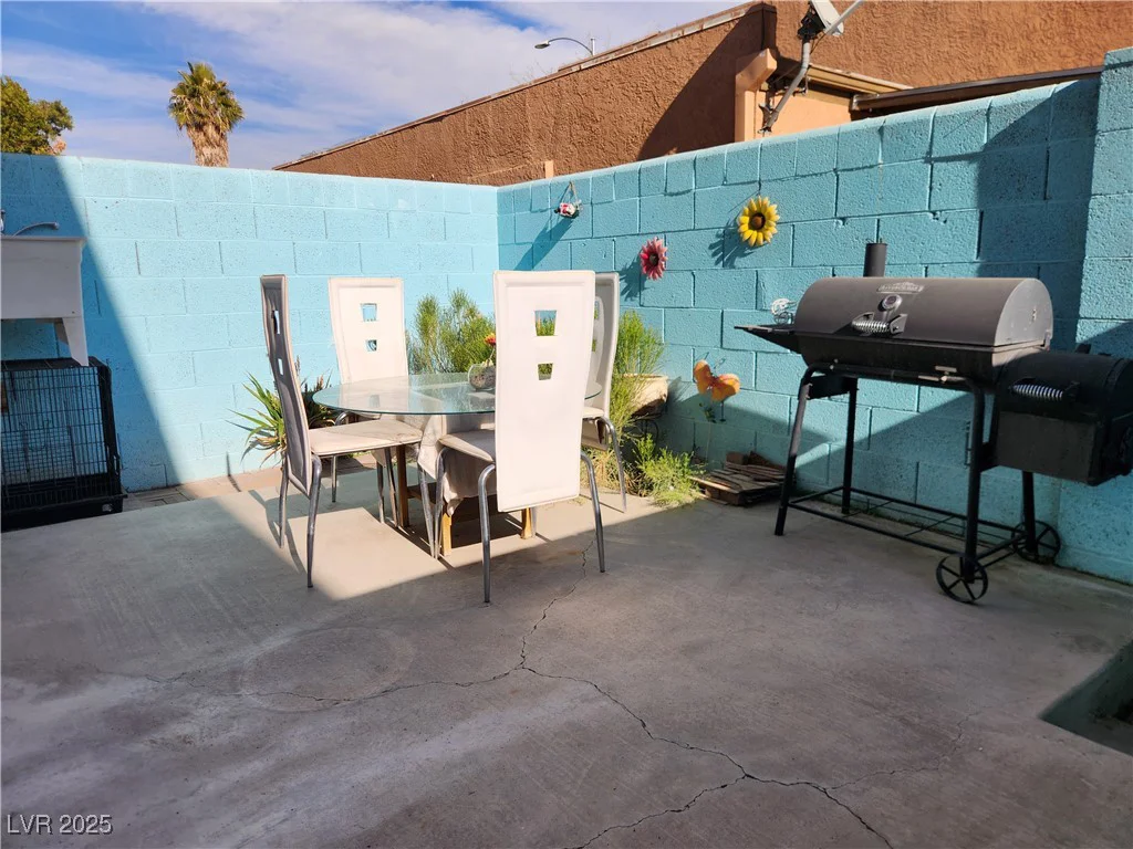6373 Washington, Las Vegas, NV 89107
