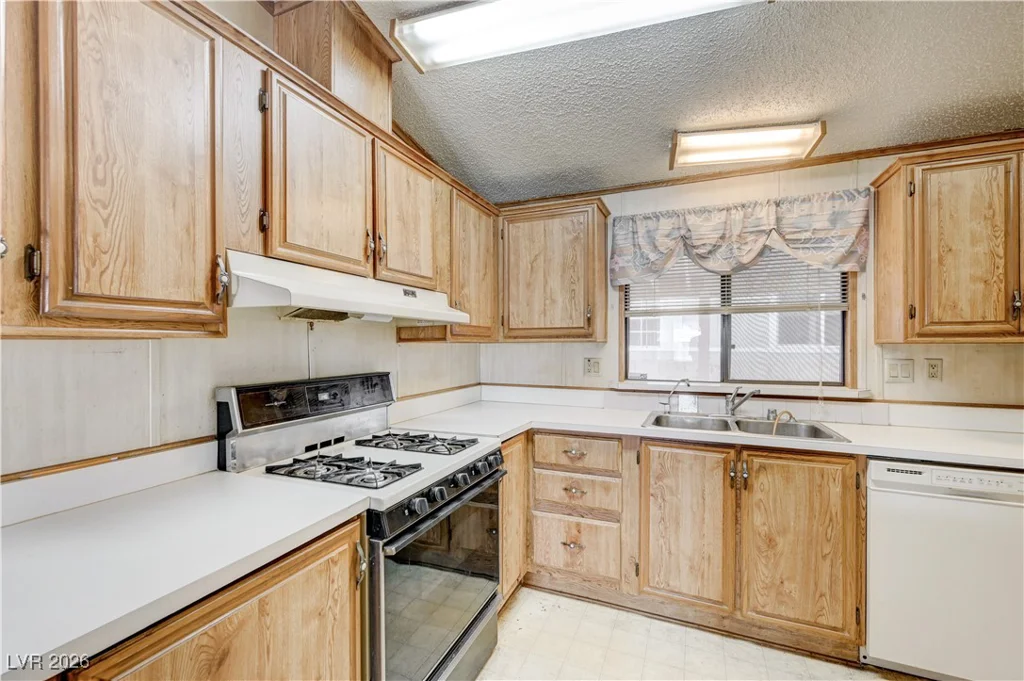 506 Mona, Henderson, NV 89015