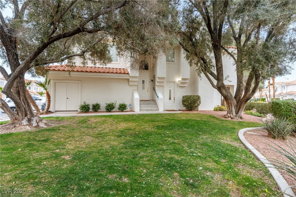 7620 Rolling View, Las Vegas, NV 89149