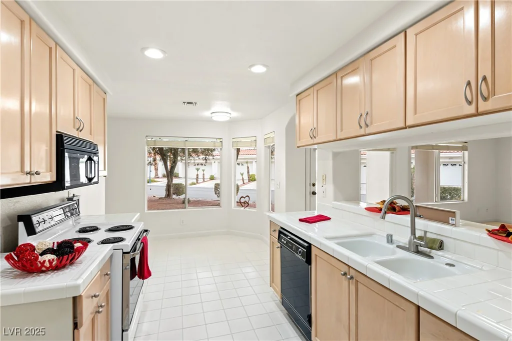 7620 Rolling View, Las Vegas, NV 89149