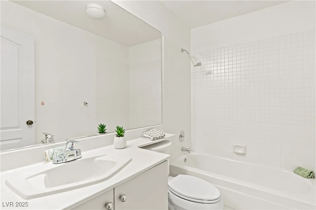 7620 Rolling View, Las Vegas, NV 89149