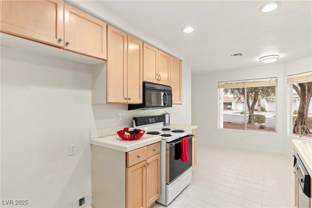 7620 Rolling View, Las Vegas, NV 89149