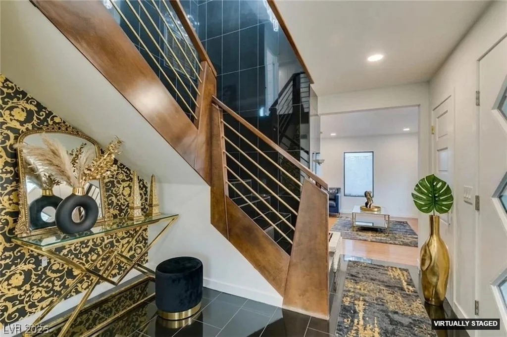 2875 Rosanna, Las Vegas, NV 89117