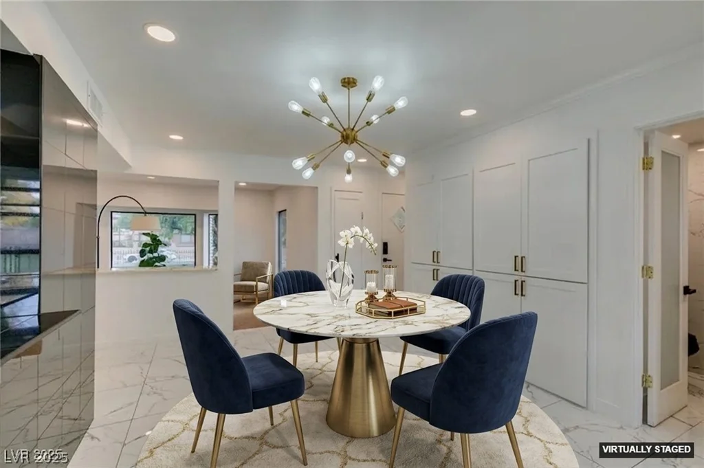 2875 Rosanna, Las Vegas, NV 89117