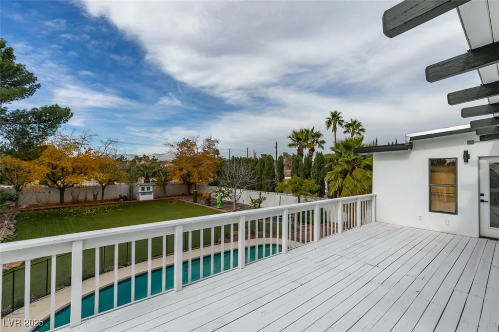 2875 Rosanna, Las Vegas, NV 89117