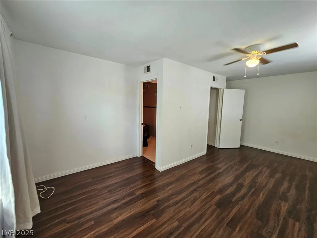 1460 Hialeah, Las Vegas, NV 89119
