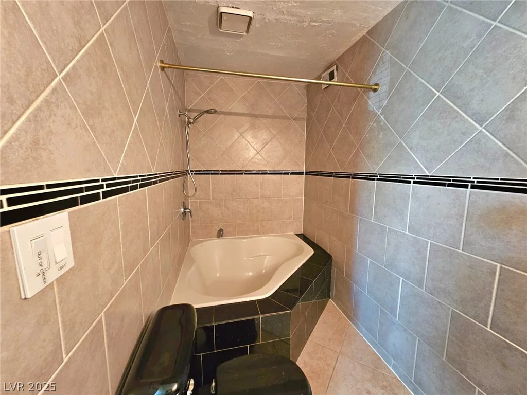 1460 Hialeah, Las Vegas, NV 89119