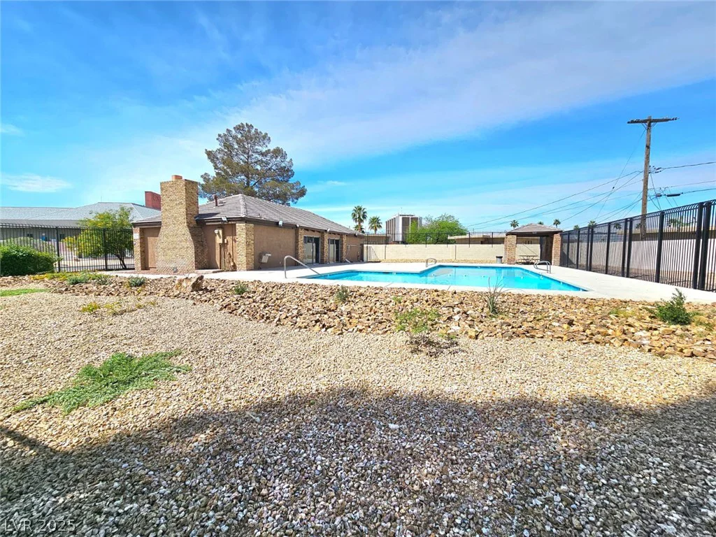 1460 Hialeah, Las Vegas, NV 89119
