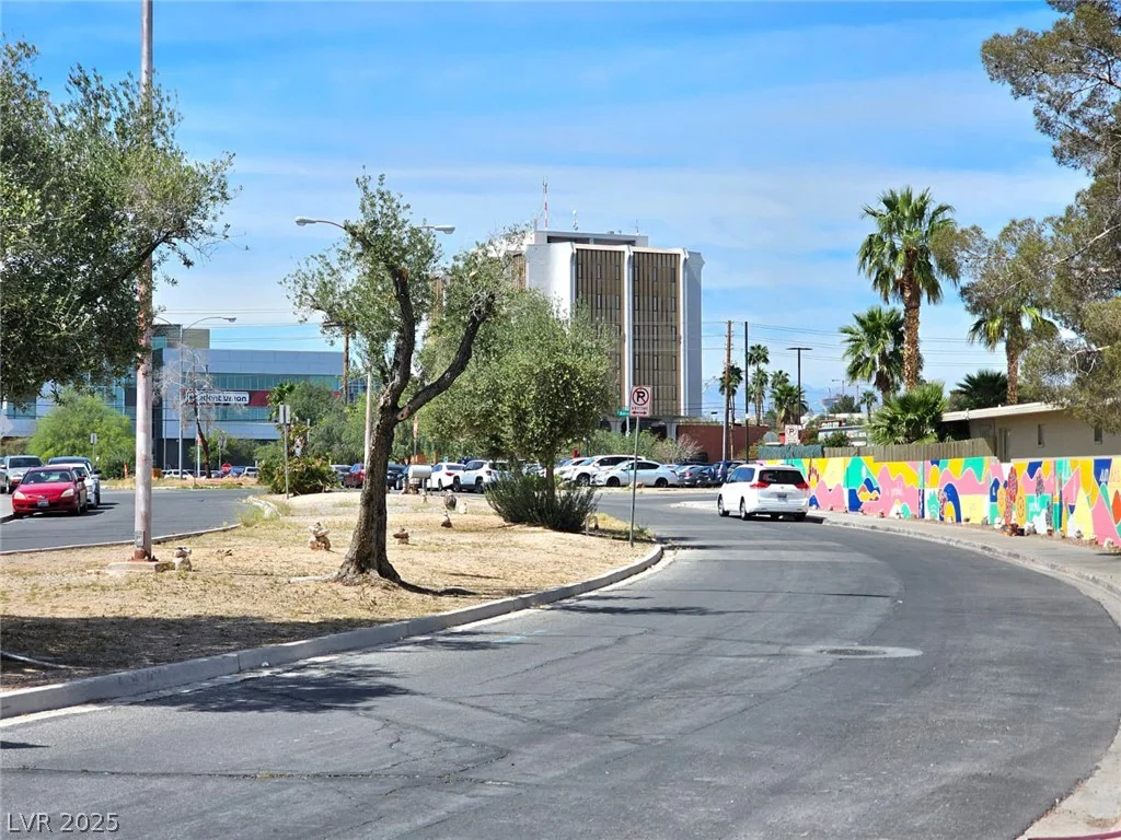 1460 Hialeah, Las Vegas, NV 89119