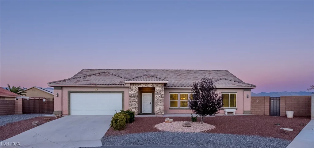 6981 Queenswood, Pahrump, NV 89061