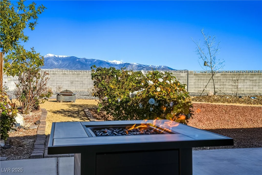 6981 Queenswood, Pahrump, NV 89061