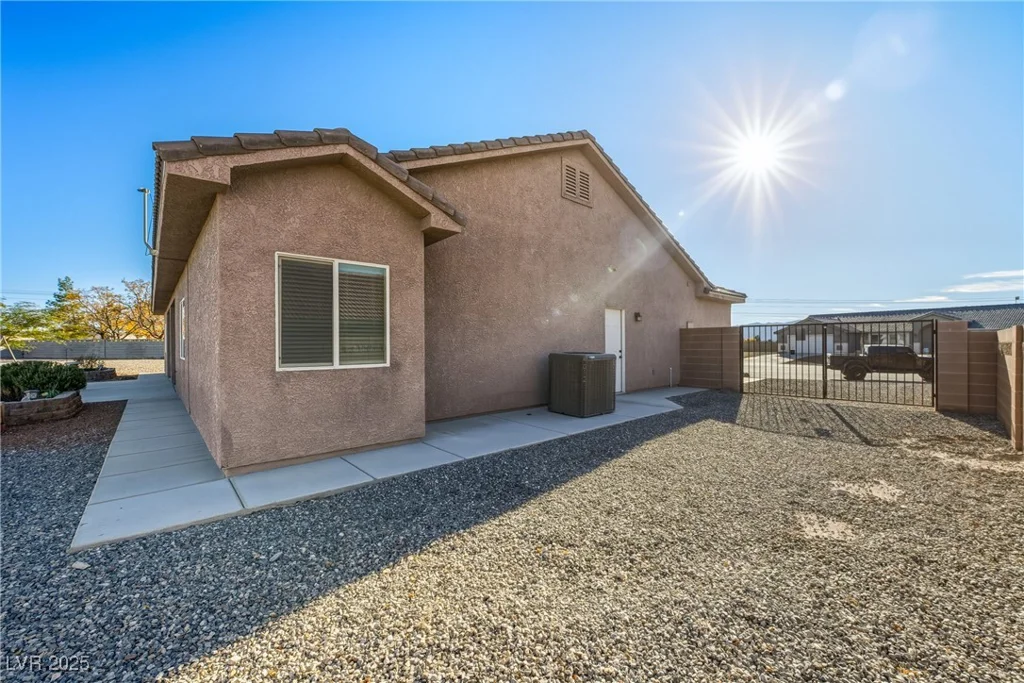 6981 Queenswood, Pahrump, NV 89061