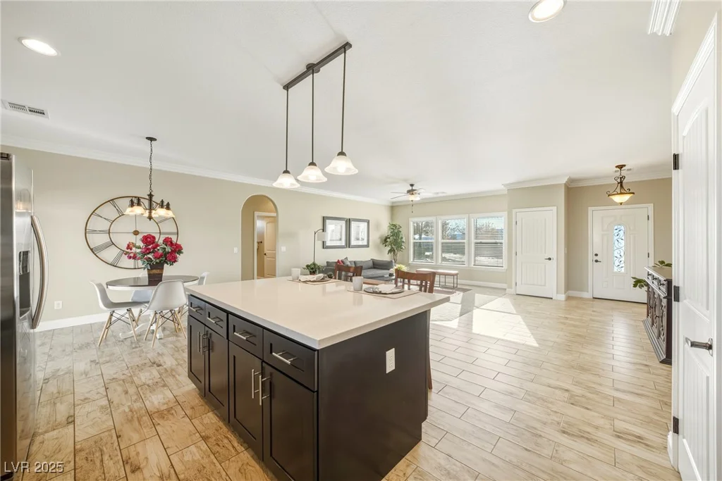 6981 Queenswood, Pahrump, NV 89061