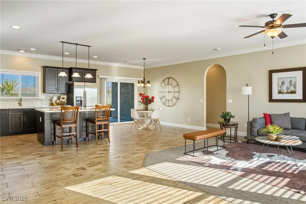 6981 Queenswood, Pahrump, NV 89061