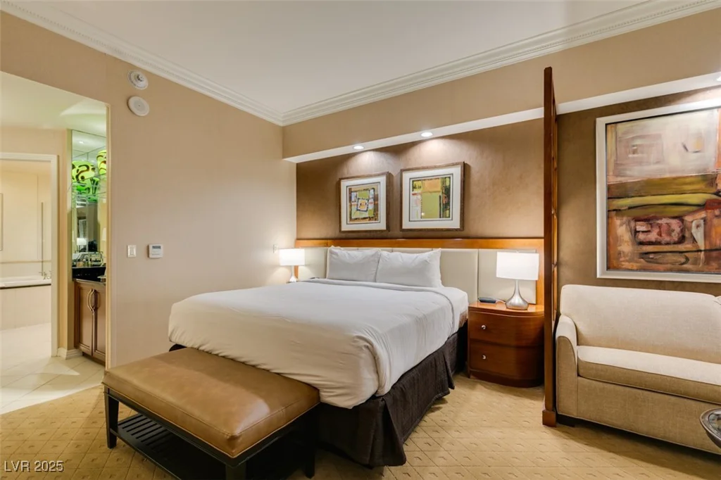 135 HARMON, Las Vegas, NV 89109