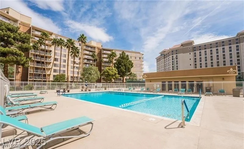205 Harmon, Las Vegas, NV 89169