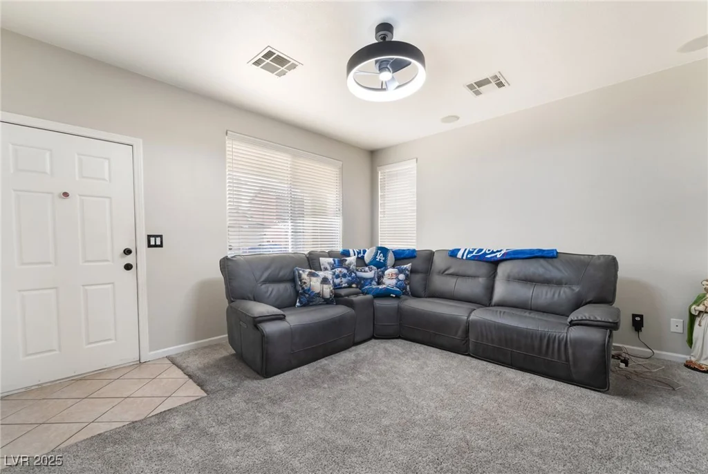 6880 Silver Eagle, Las Vegas, NV 89122