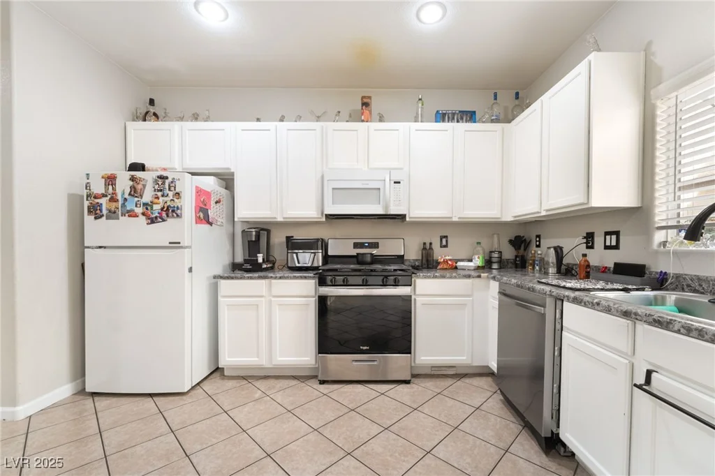 6880 Silver Eagle, Las Vegas, NV 89122