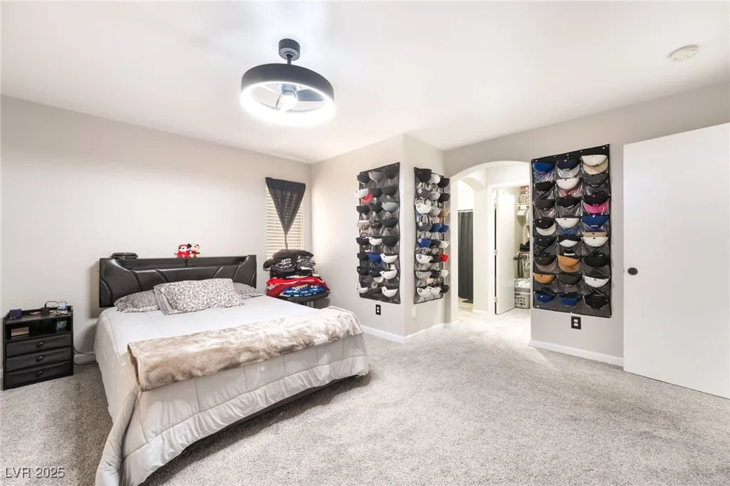 6880 Silver Eagle, Las Vegas, NV 89122