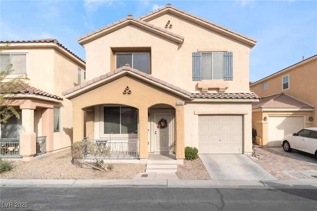 6880 Silver Eagle, Las Vegas, NV 89122