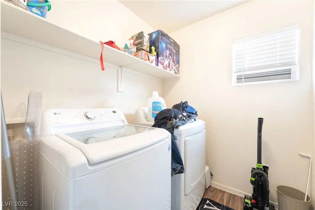 6880 Silver Eagle, Las Vegas, NV 89122