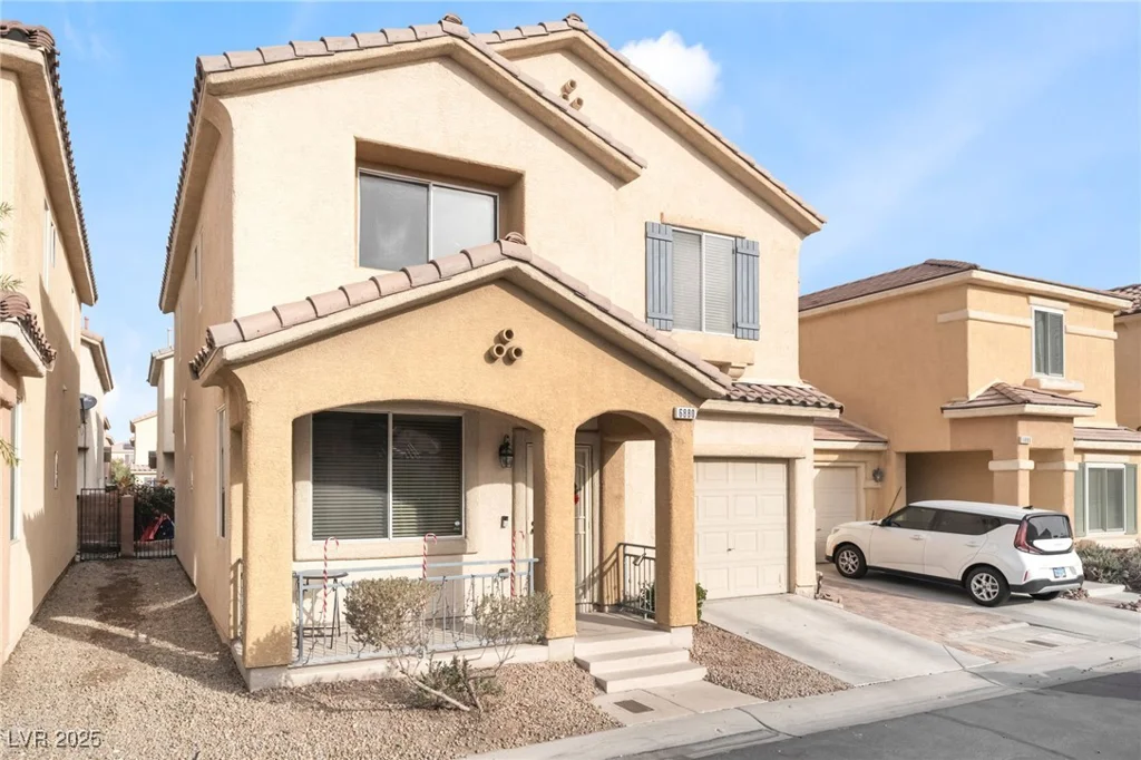 6880 Silver Eagle, Las Vegas, NV 89122