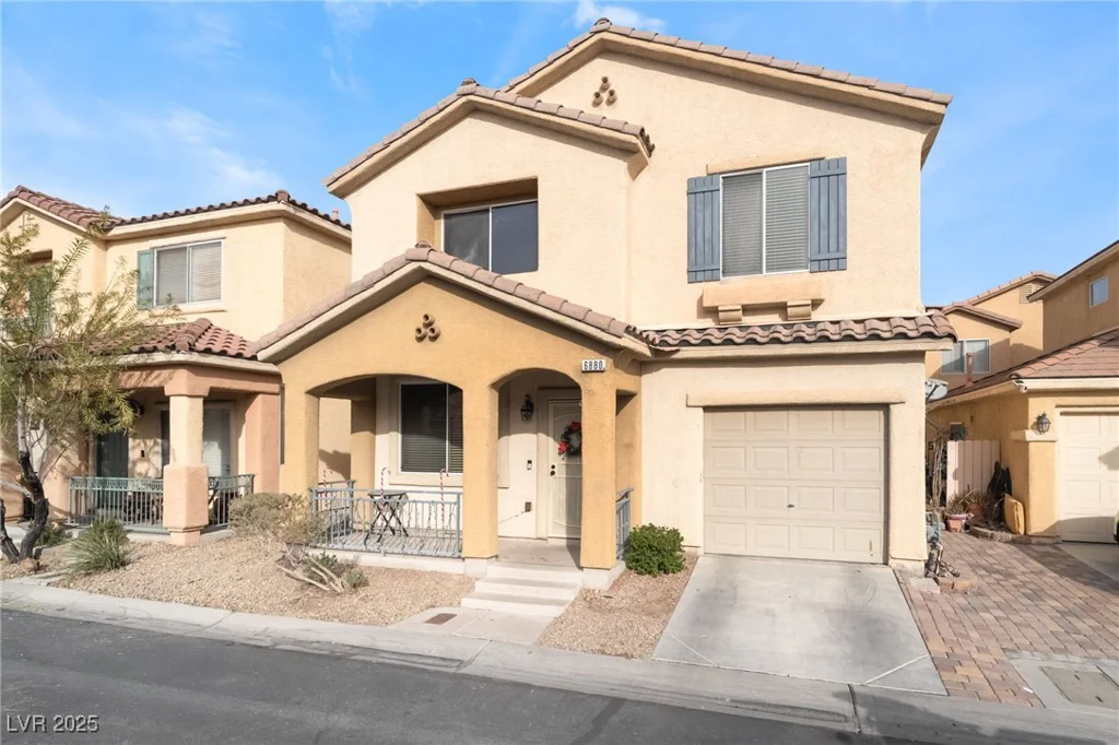 6880 Silver Eagle, Las Vegas, NV 89122