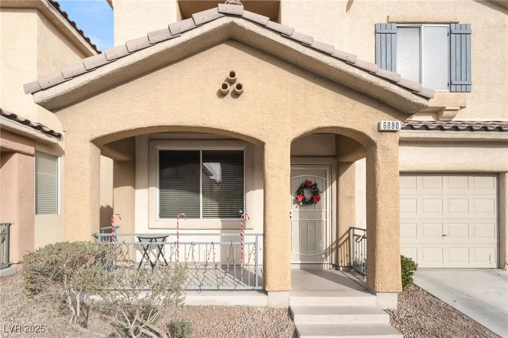 6880 Silver Eagle, Las Vegas, NV 89122