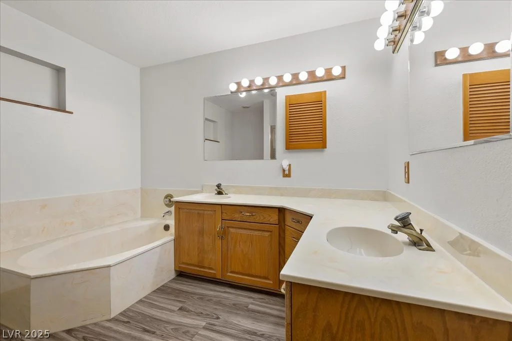 281 Kimberly, Henderson, NV 89015