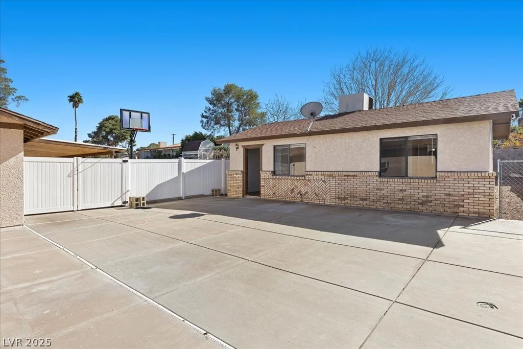 281 Kimberly, Henderson, NV 89015