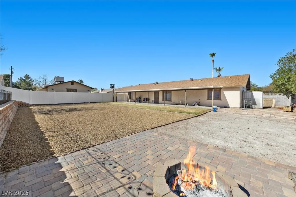 281 Kimberly, Henderson, NV 89015