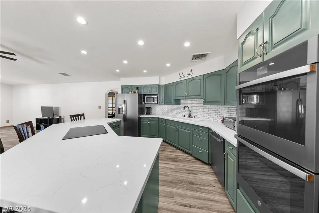 281 Kimberly, Henderson, NV 89015