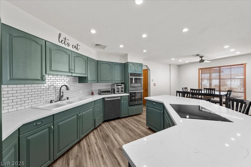 281 Kimberly, Henderson, NV 89015